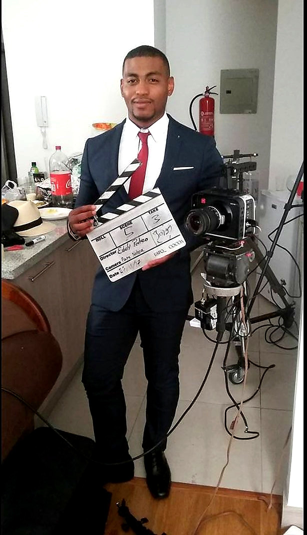 Eddy Perlaza director film clapper board USFQ COCOA production